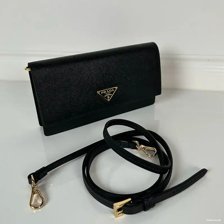 Fashionrep 2411YA0016 Bags Prada 1015